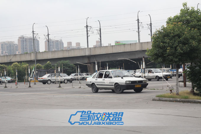 上海汽運駕校