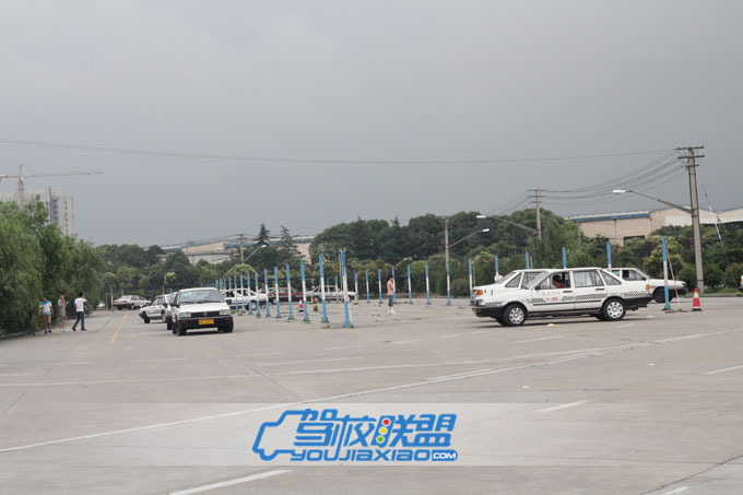 上海起航汽車教育培訓公司
